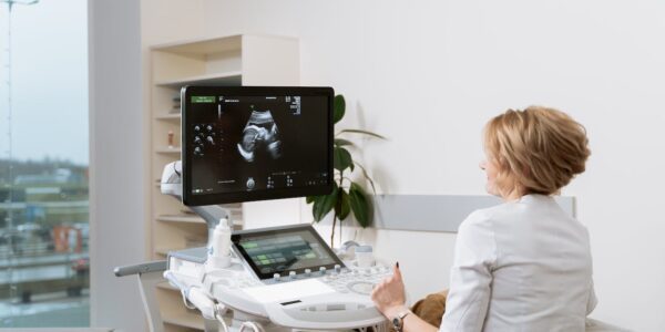 Illustration showing a doctor using an ultrasound machine with AI-powered features.